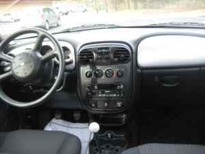 Chrysler PT Cruiser 2005 photo 2