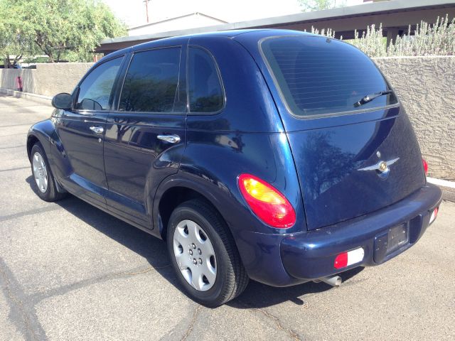 Chrysler PT Cruiser 2005 photo 2