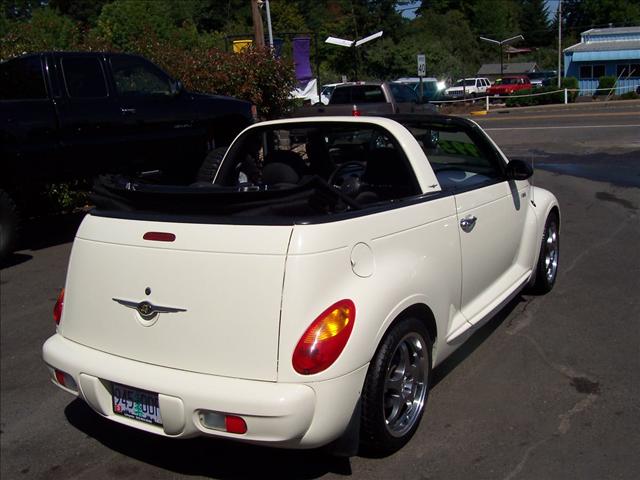 Chrysler PT Cruiser 2005 photo 3