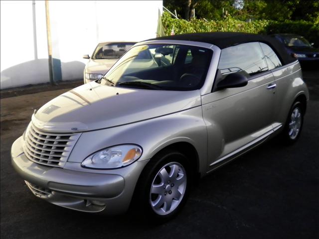 Chrysler PT Cruiser 2005 photo 2