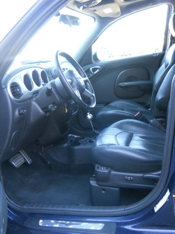 Chrysler PT Cruiser 2005 photo 2