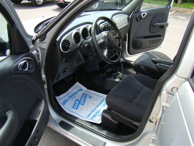 Chrysler PT Cruiser 2005 photo 2