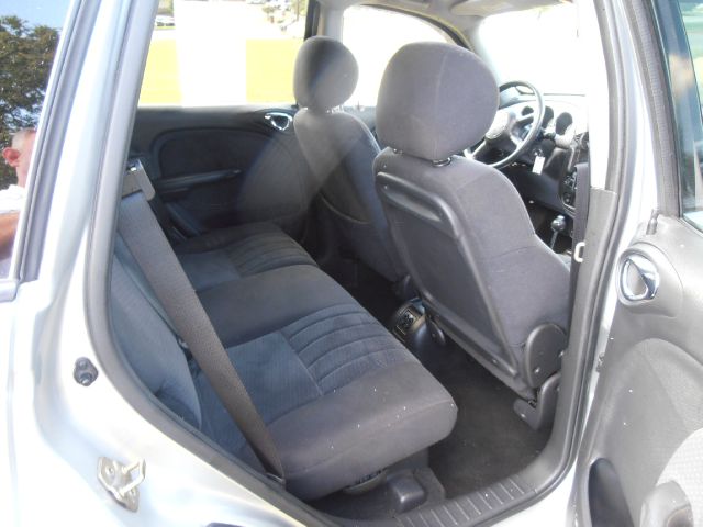 Chrysler PT Cruiser 2005 photo 2