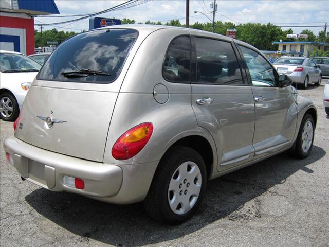 Chrysler PT Cruiser 2005 photo 2