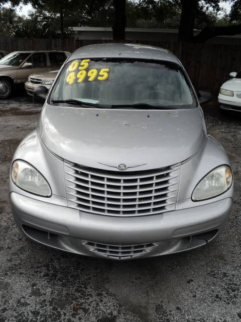 Chrysler PT Cruiser Base Sport Utility