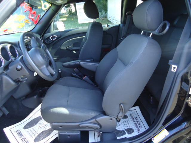 Chrysler PT Cruiser 2005 photo 2