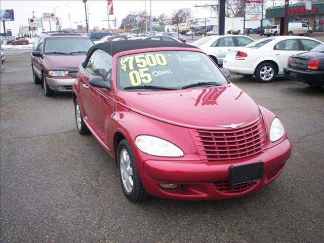 Chrysler PT Cruiser 2005 photo 2