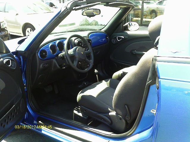 Chrysler PT Cruiser 2005 photo 2