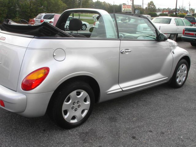 Chrysler PT Cruiser 2005 photo 2