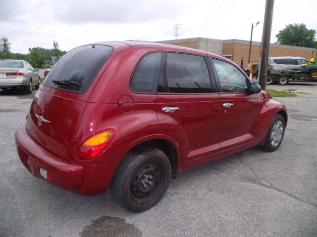 Chrysler PT Cruiser 2005 photo 16