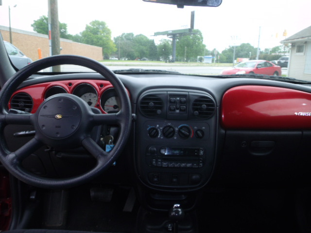 Chrysler PT Cruiser 2005 photo 9