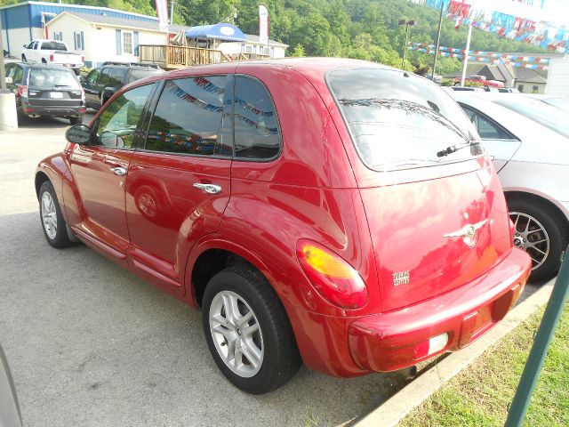 Chrysler PT Cruiser 2005 photo 2