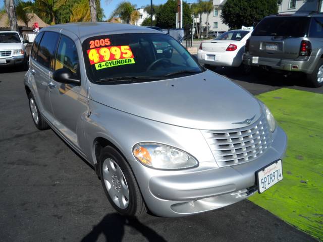 Chrysler PT Cruiser Base Sport Utility