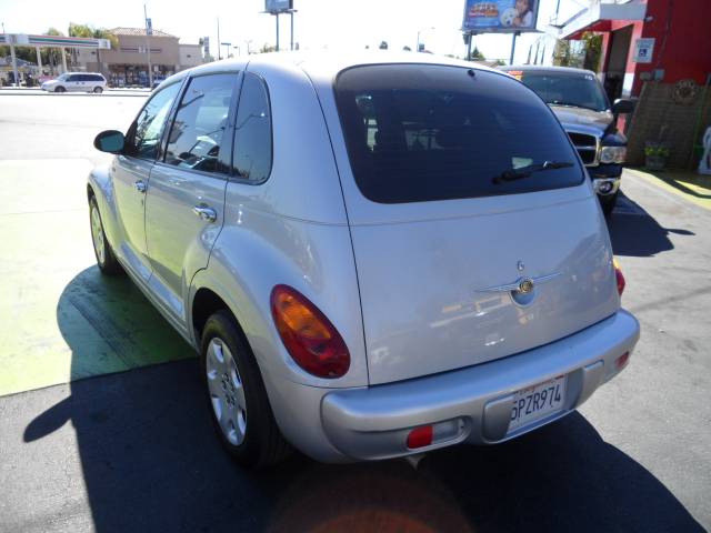 Chrysler PT Cruiser 2005 photo 2