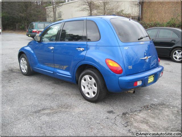 Chrysler PT Cruiser 2005 photo 2