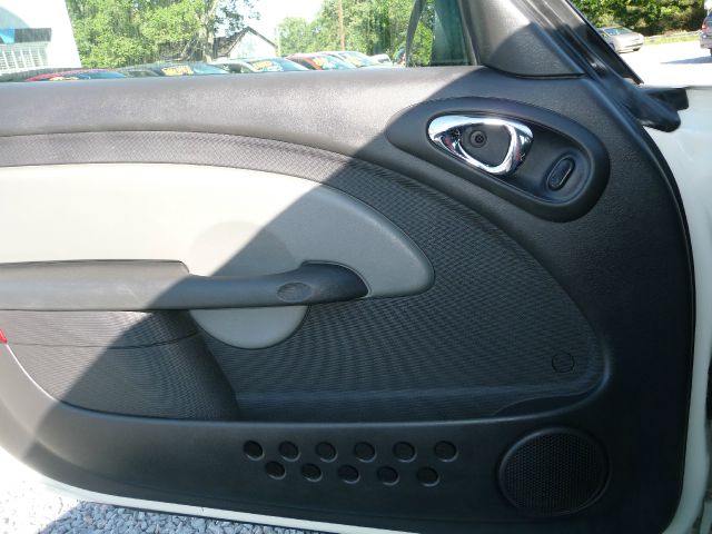 Chrysler PT Cruiser 2005 photo 39