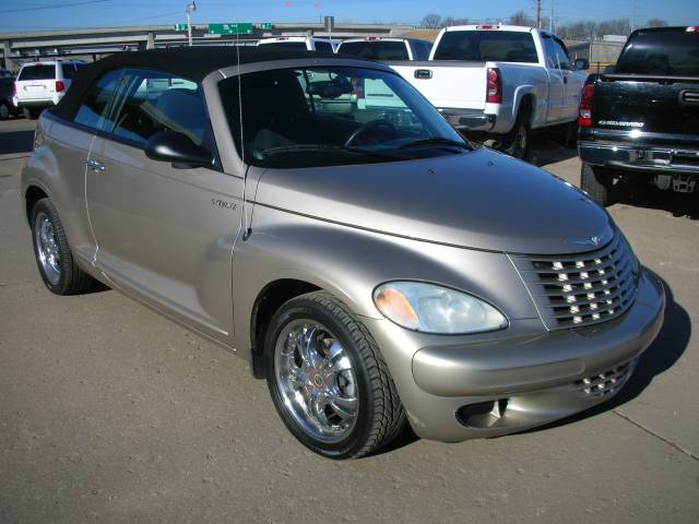 Chrysler PT Cruiser Base Sport Utility