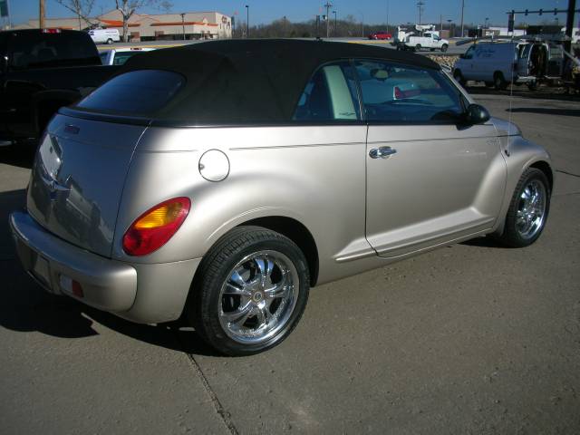 Chrysler PT Cruiser 2005 photo 3