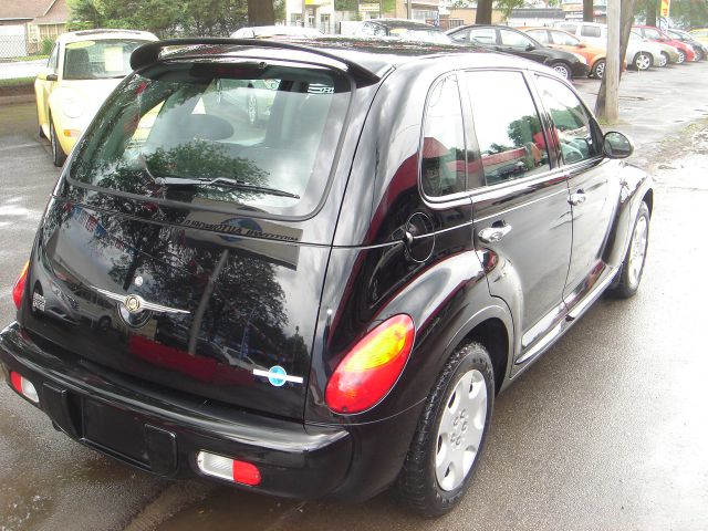 Chrysler PT Cruiser 2005 photo 2