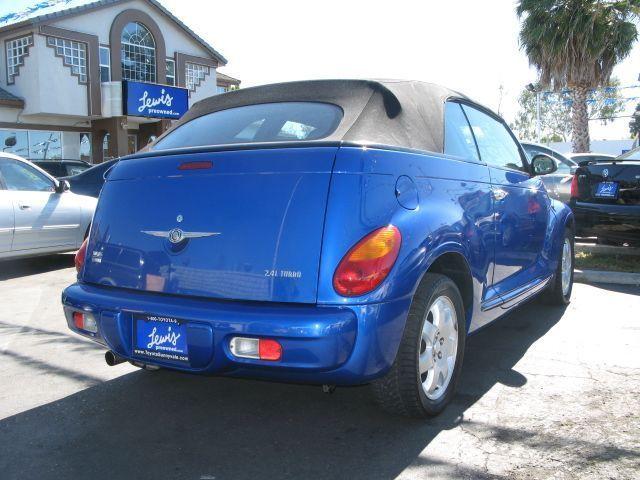 Chrysler PT Cruiser 2005 photo 2