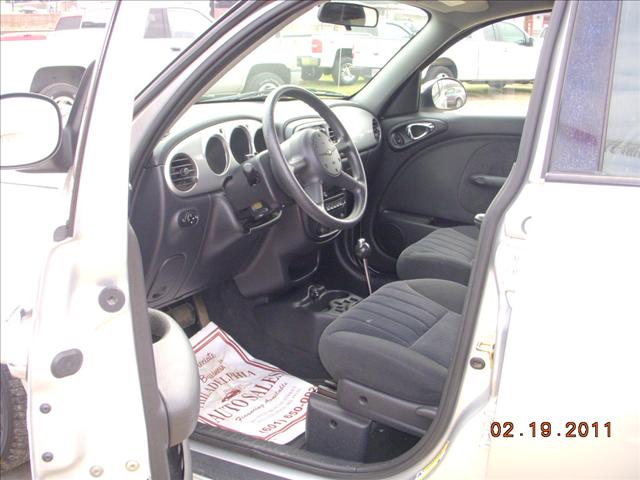 Chrysler PT Cruiser 2005 photo 2