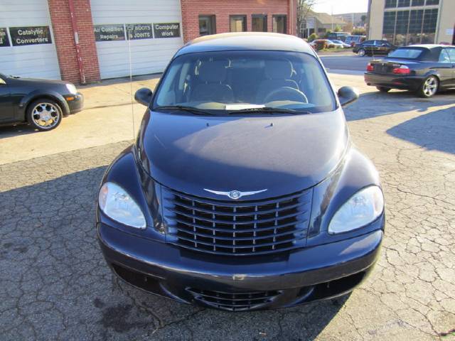 Chrysler PT Cruiser 2005 photo 2