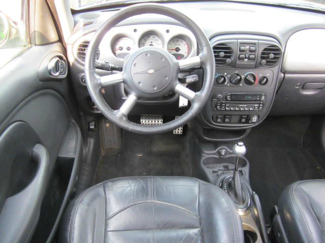 Chrysler PT Cruiser 2005 photo 10