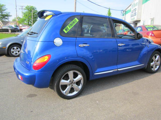 Chrysler PT Cruiser 2005 photo 2