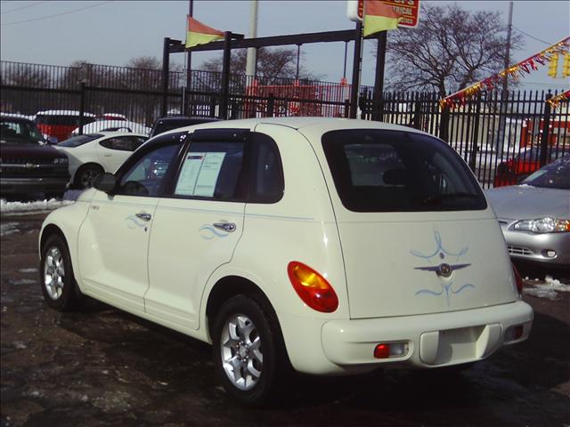 Chrysler PT Cruiser 2005 photo 2