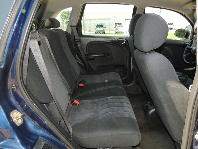 Chrysler PT Cruiser 2005 photo 16