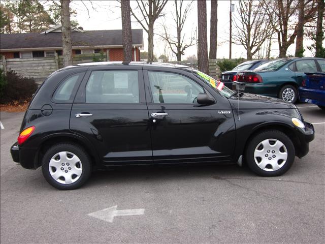 Chrysler PT Cruiser Base Sport Utility