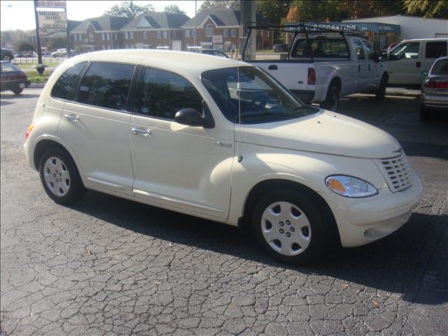 Chrysler PT Cruiser 2005 photo 1