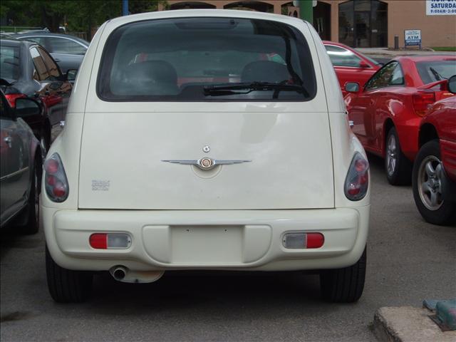 Chrysler PT Cruiser 2005 photo 2