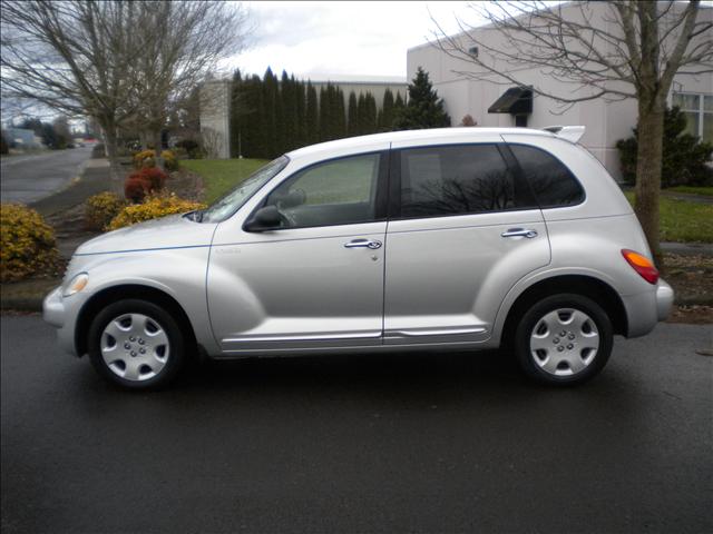 Chrysler PT Cruiser 2005 photo 2