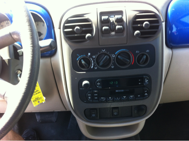 Chrysler PT Cruiser 2005 photo 8