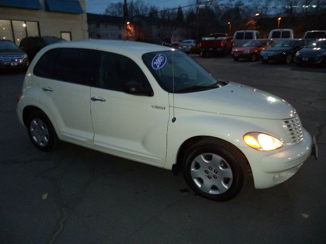 Chrysler PT Cruiser 2005 photo 2