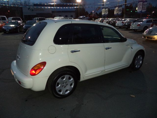 Chrysler PT Cruiser 2005 photo 3