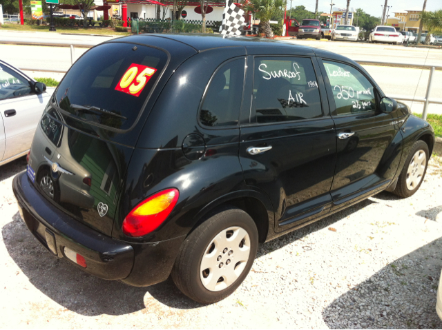 Chrysler PT Cruiser 2005 photo 1