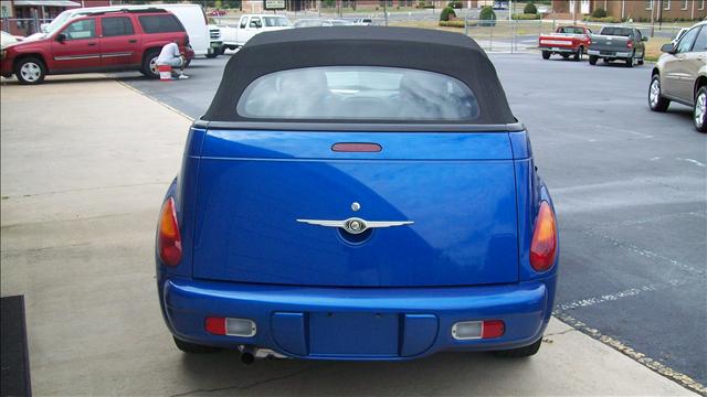 Chrysler PT Cruiser 2005 photo 2