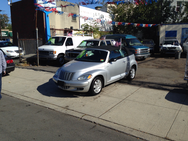 Chrysler PT Cruiser 2005 photo 2