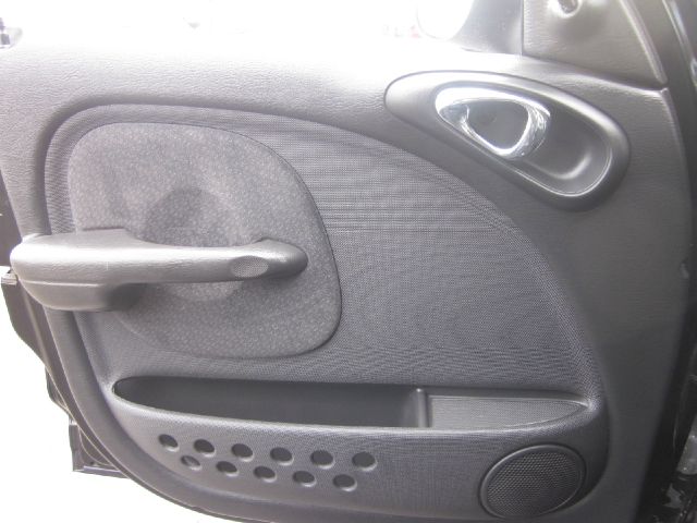 Chrysler PT Cruiser 2005 photo 4