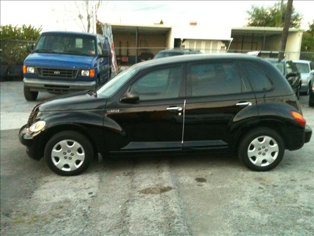 Chrysler PT Cruiser 2005 photo 2