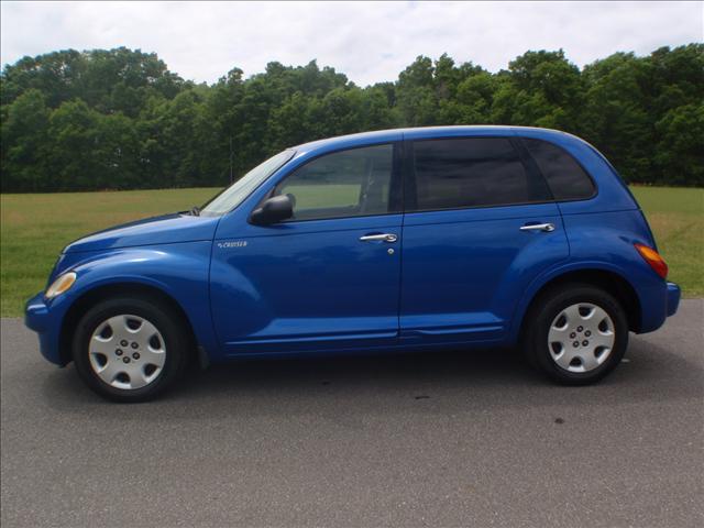 Chrysler PT Cruiser 2005 photo 2