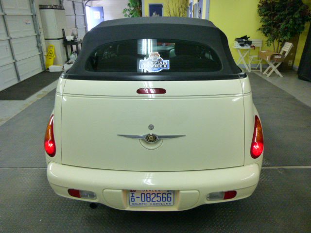 Chrysler PT Cruiser 2005 photo 12