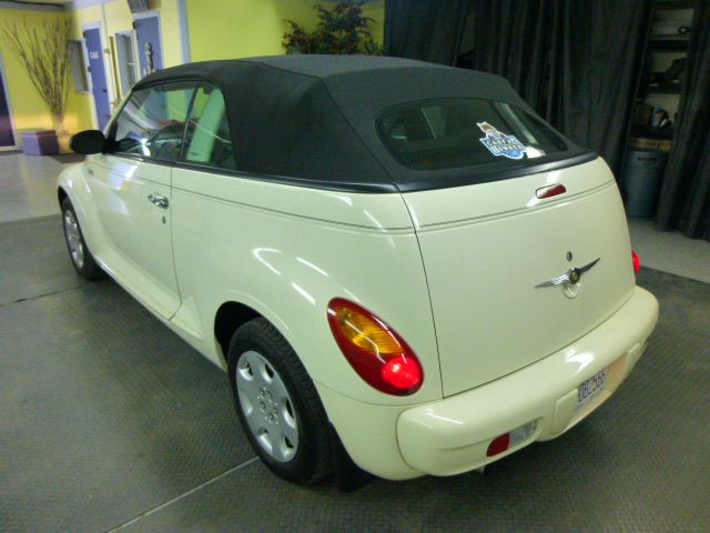 Chrysler PT Cruiser 2005 photo 14