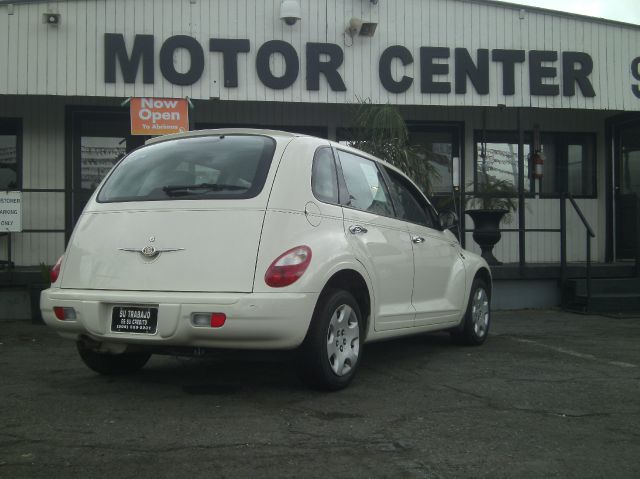 Chrysler PT Cruiser 2006 photo 2