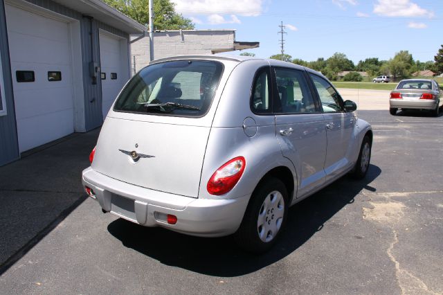 Chrysler PT Cruiser 2006 photo 11