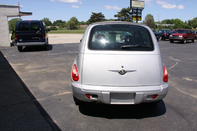 Chrysler PT Cruiser 2006 photo 18