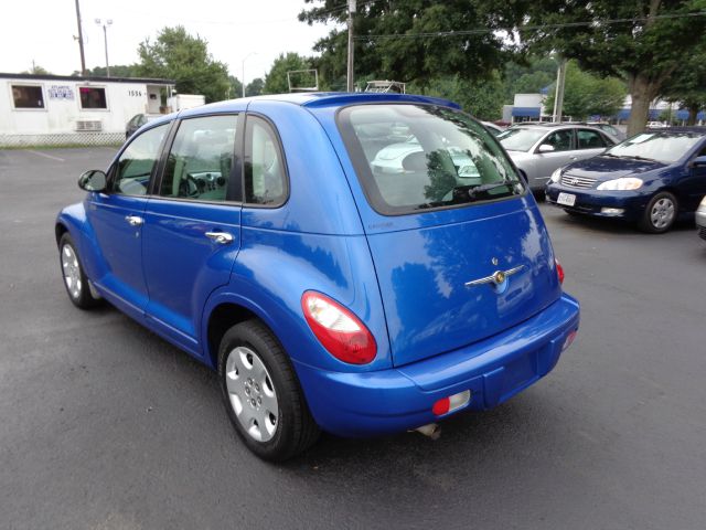 Chrysler PT Cruiser 2006 photo 2