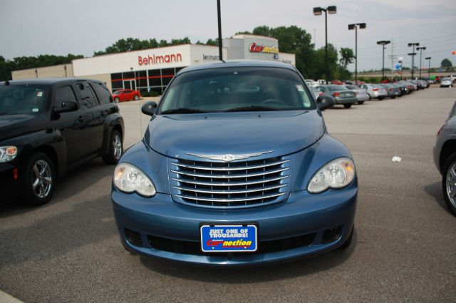 Chrysler PT Cruiser Base SUV